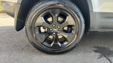 Land Rover Defender 3.0 D300 SE 110 5dr Auto Diesel Estate